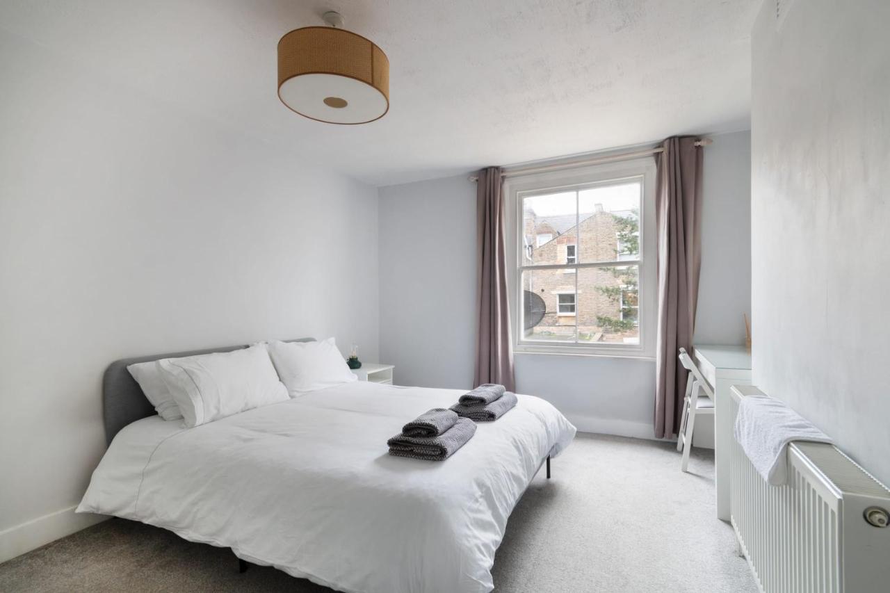 1 Bed Clapham Junction Apartment London Eksteriør billede